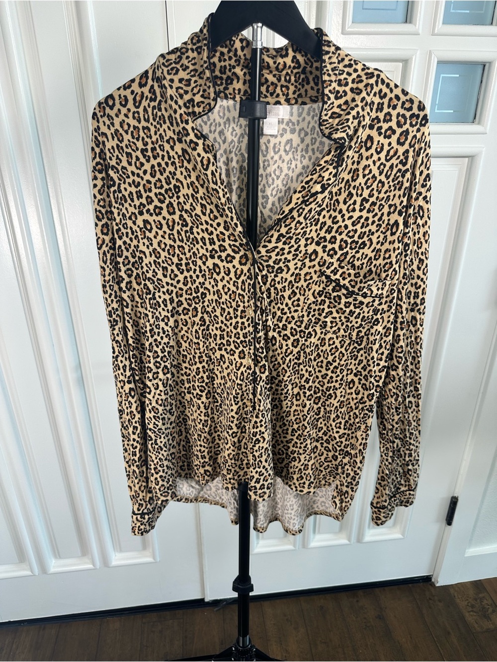 Leopard Print Women's Pajama Top - Tan/Black